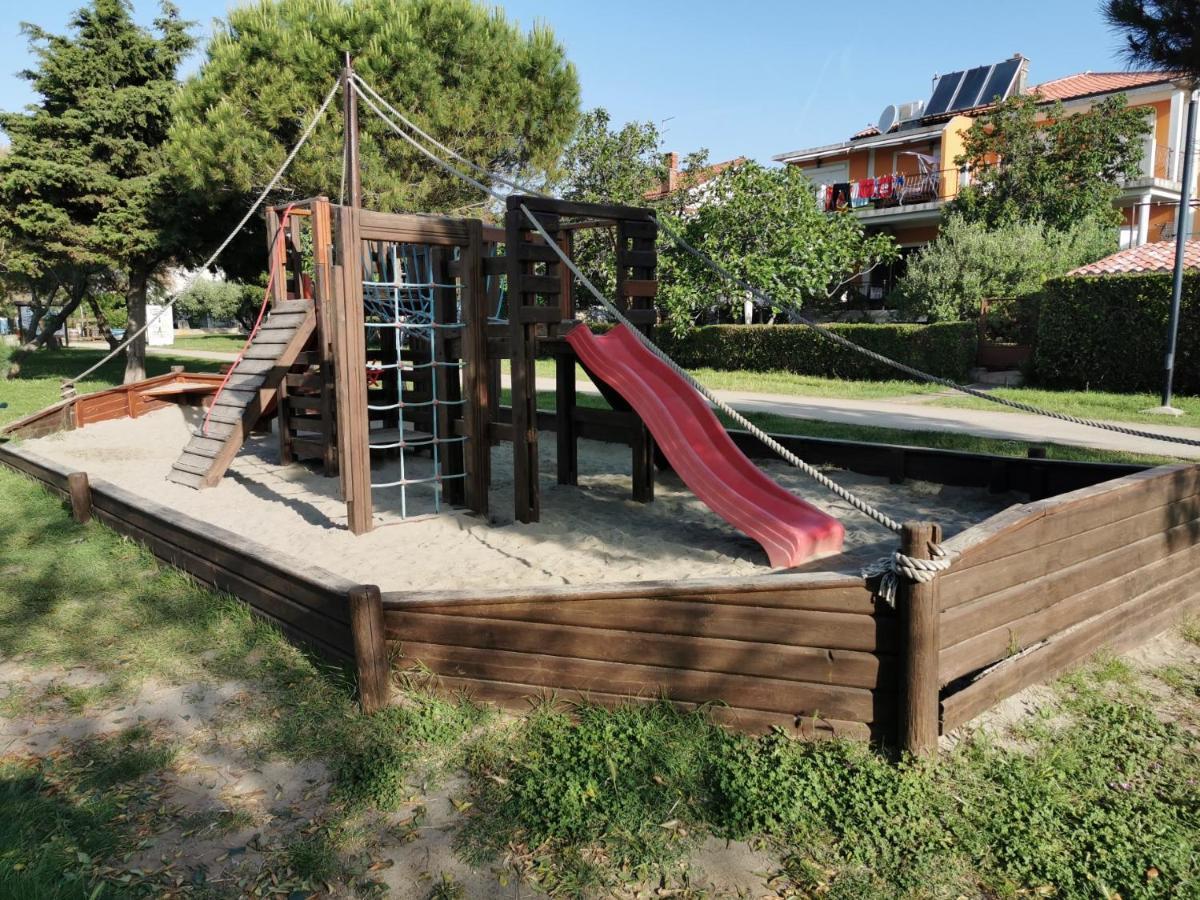 Nina Deluxe Superior 5 Star Apartment, Your Piece Of Heaven By The Sea & Park Novigrad Istria 외부 사진