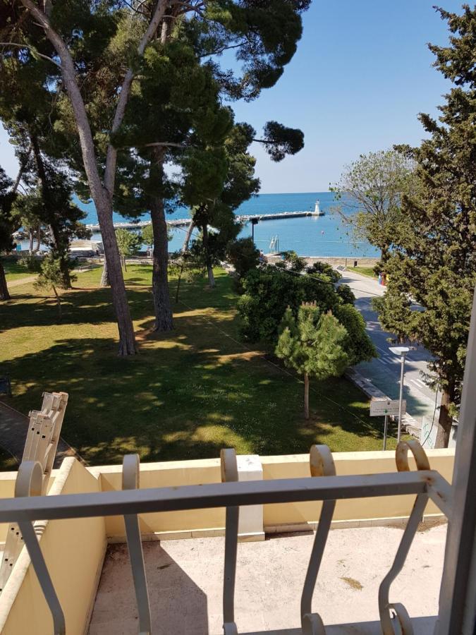 Nina Deluxe Superior 5 Star Apartment, Your Piece Of Heaven By The Sea & Park Novigrad Istria 외부 사진