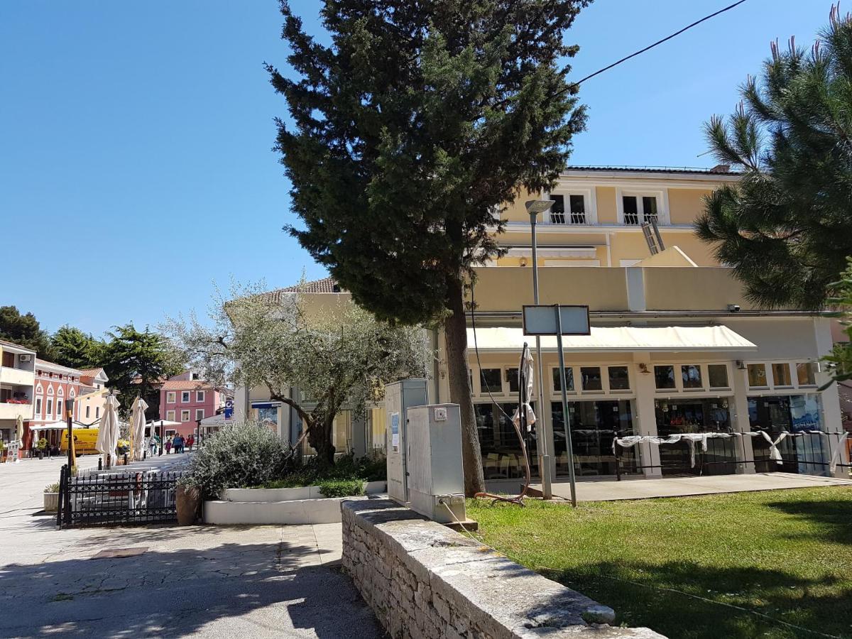 Nina Deluxe Superior 5 Star Apartment, Your Piece Of Heaven By The Sea & Park Novigrad Istria 외부 사진