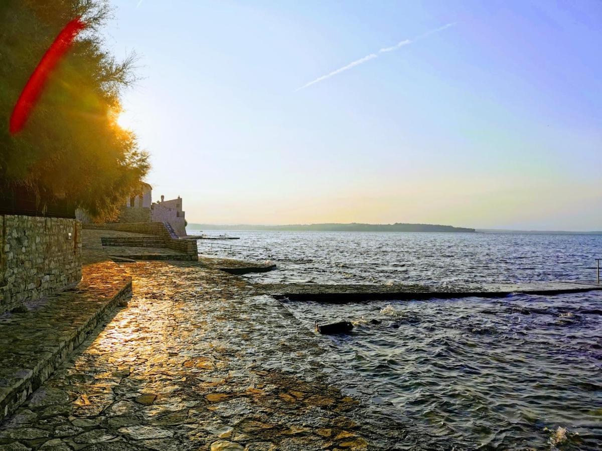 Nina Deluxe Superior 5 Star Apartment, Your Piece Of Heaven By The Sea & Park Novigrad Istria 외부 사진