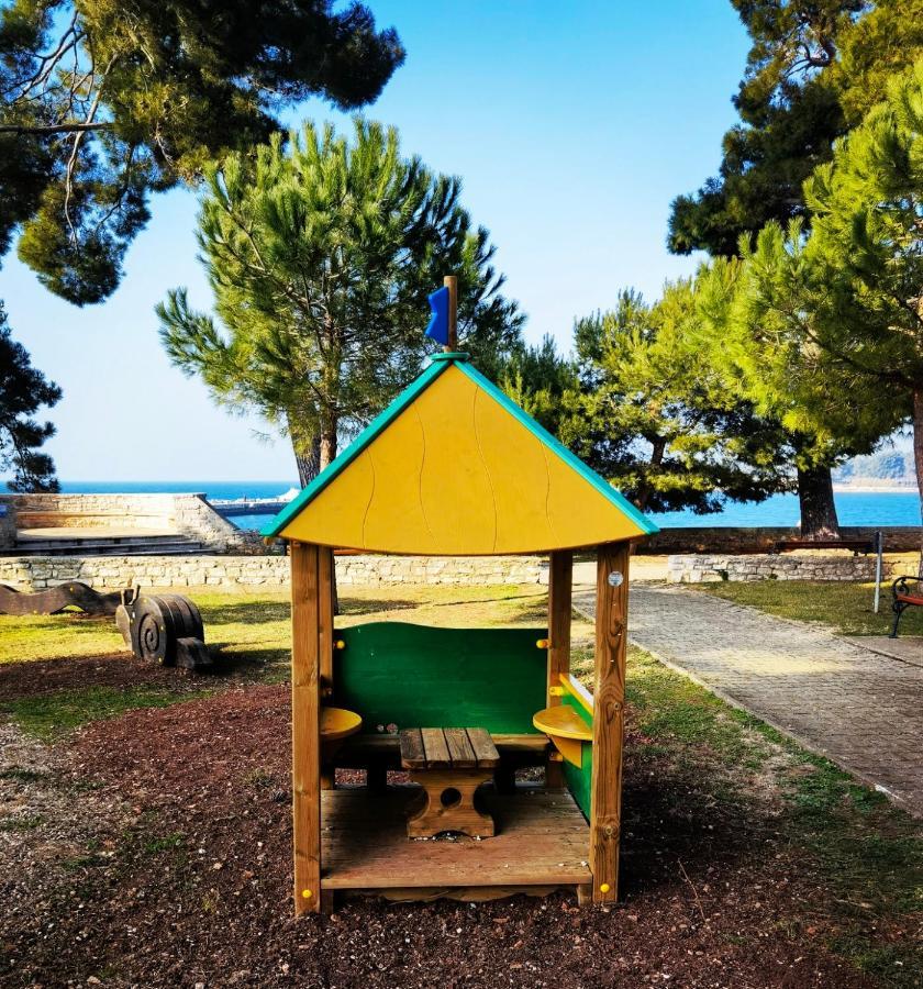 Nina Deluxe Superior 5 Star Apartment, Your Piece Of Heaven By The Sea & Park Novigrad Istria 외부 사진