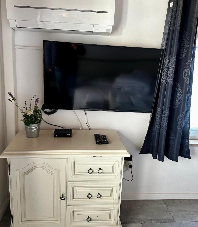 Nina Deluxe Superior 5 Star Apartment, Your Piece Of Heaven By The Sea & Park Novigrad Istria 외부 사진